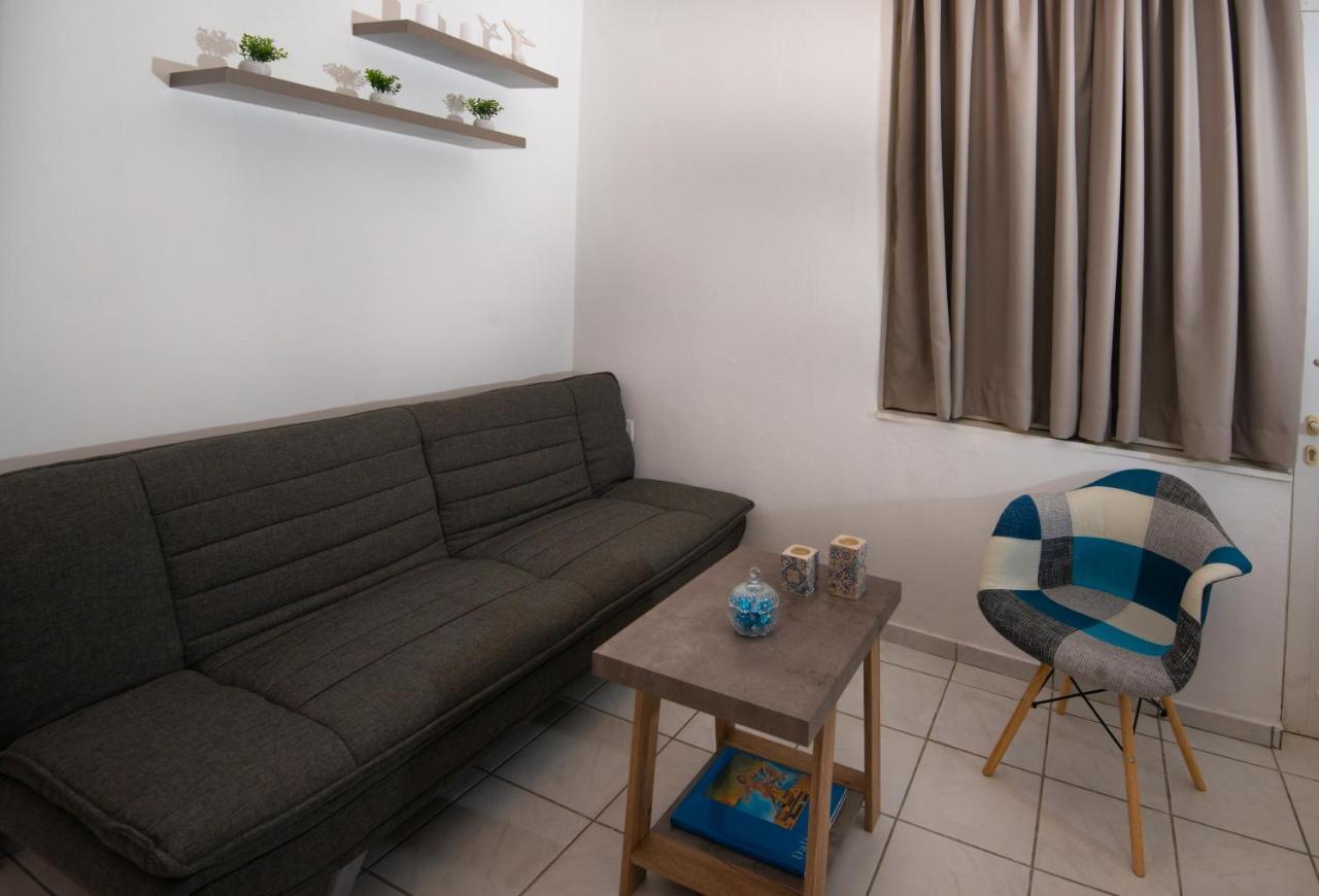 Salty Alley Seaside Apartment Ретимно Экстерьер фото